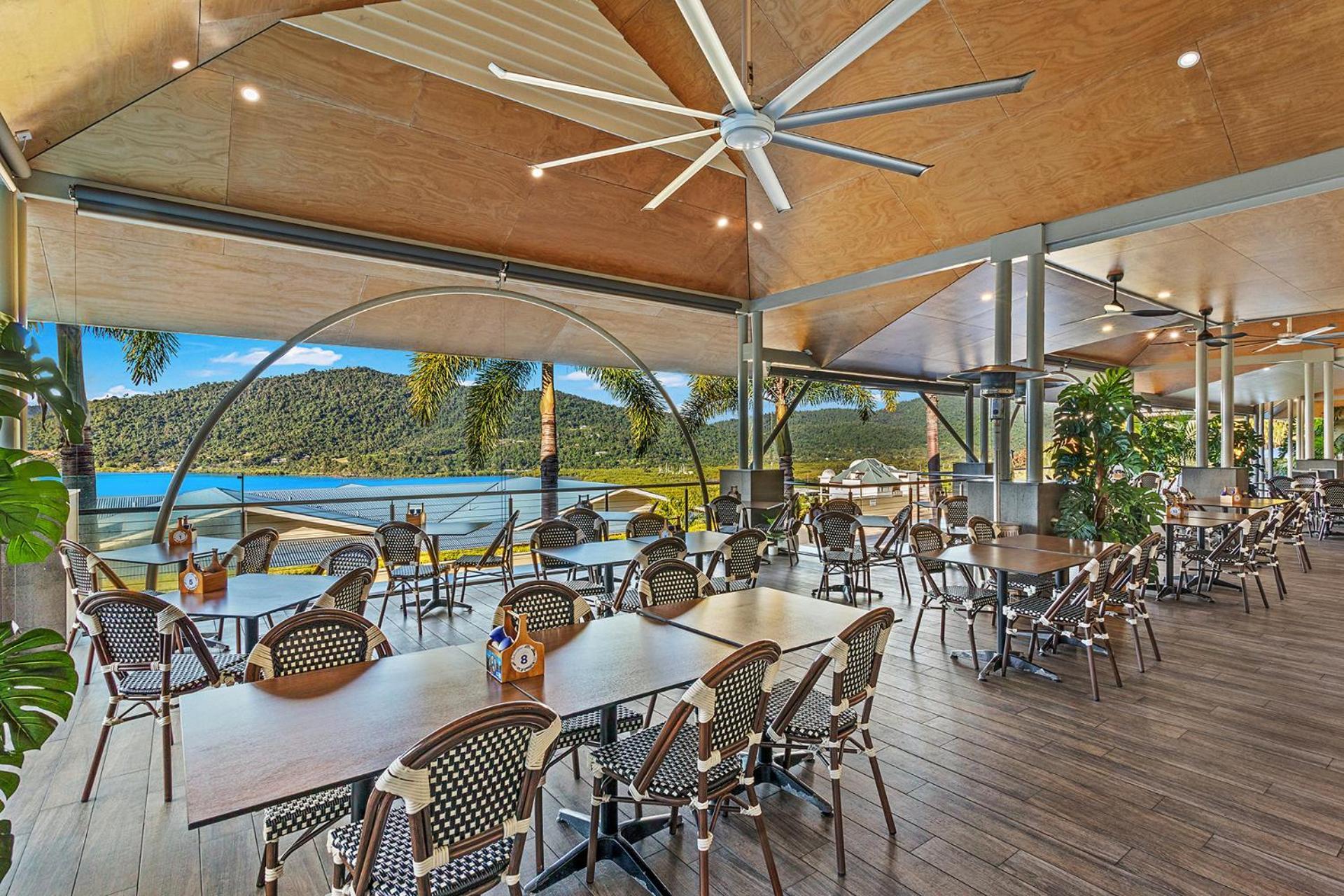 Club Wyndham Airlie Beach Exterior photo