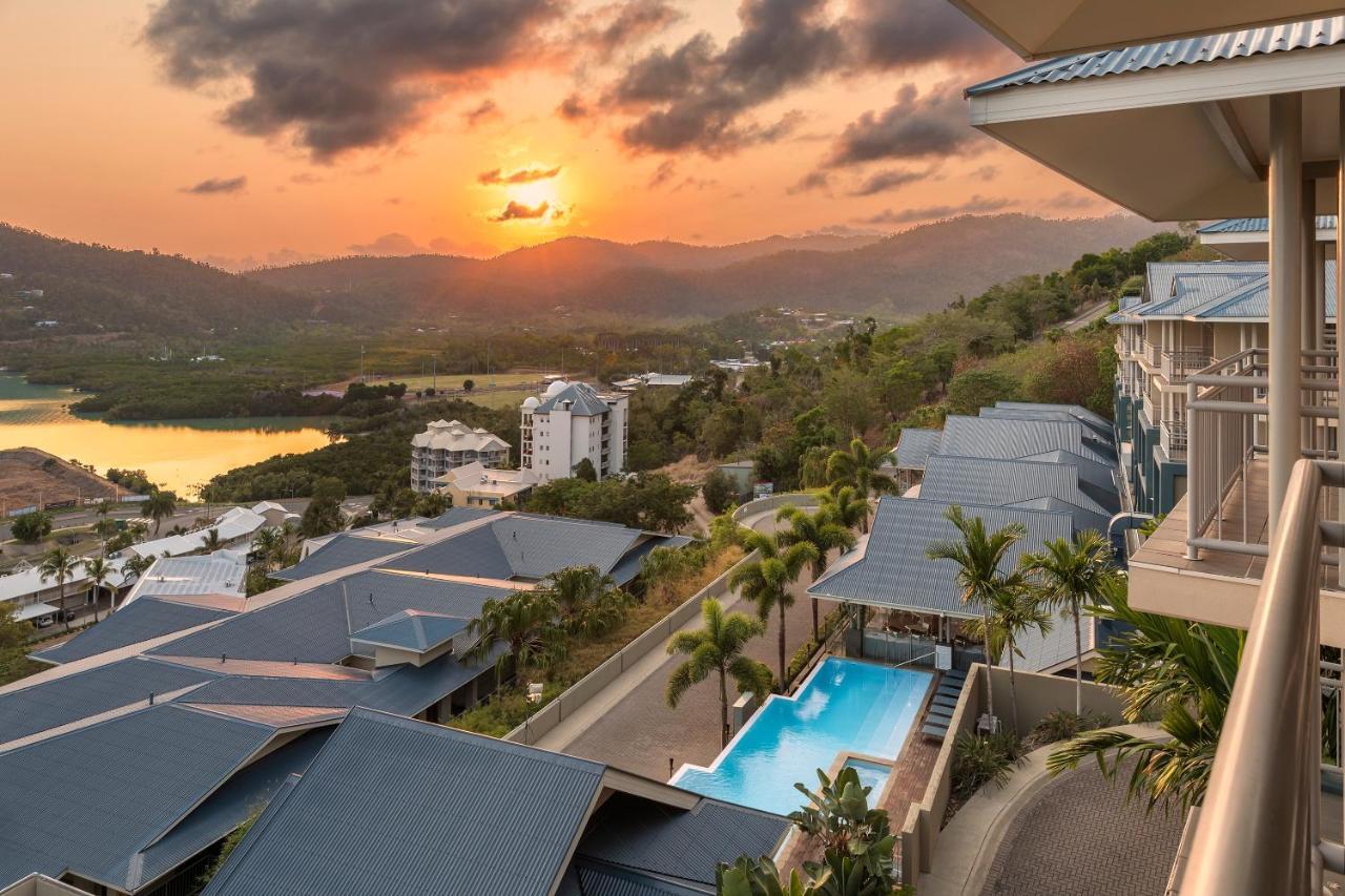 Club Wyndham Airlie Beach Exterior photo