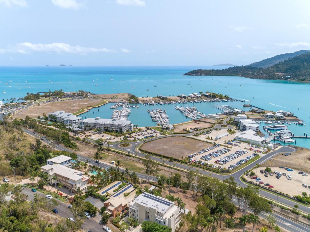 Club Wyndham Airlie Beach Exterior photo